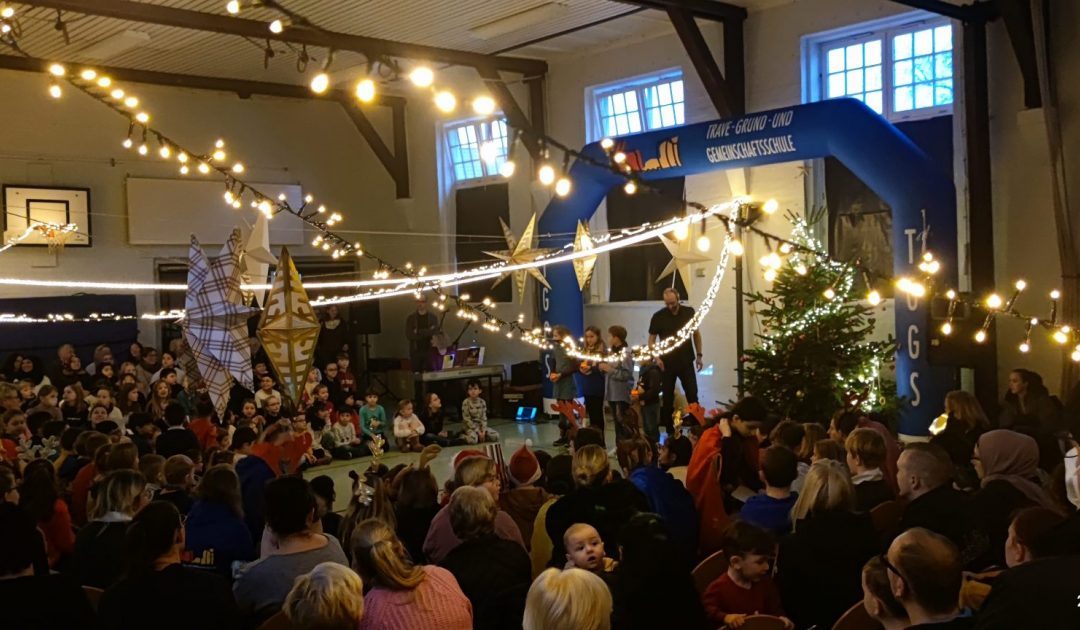 Weihnachtsfeier am Kirchplatz