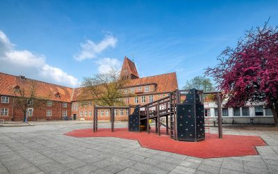 Sicher unterwegs: Die 4. Klassen üben für die Fahrradprüfung